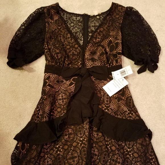 NWT For Love & Lemons Ruffled Lace Mini Dress S - Picture 3 of 5